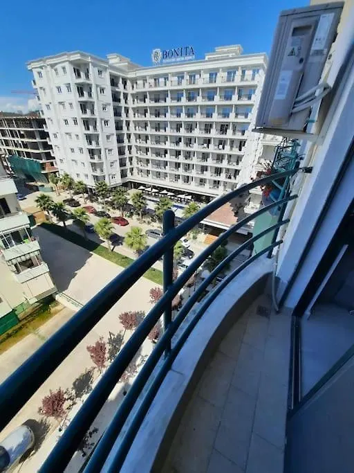 Apartman 37 Golem